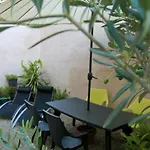 Dom wakacyjny A Mandria, Avec Cuisine 30m2, Patio, Vue Montagnes Et Citadelle, 5 Minutes A Pied Du Centre Et Des Rivieres