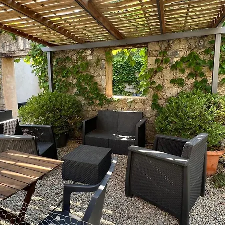A Mandria, Avec Cuisine 30m2, Patio, Vue Montagnes Et Citadelle, 5 Minutes A Pied Du Centre Et Des Rivieres *
