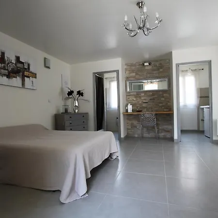 A Mandria, Avec Cuisine 30m2, Patio, Vue Montagnes Et Citadelle, 5 Minutes A Pied Du Centre Et Des Rivieres