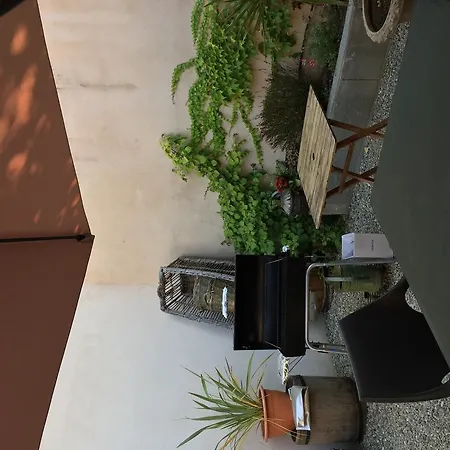A Mandria, Avec Cuisine 30m2, Patio, Vue Montagnes Et Citadelle, 5 Minutes A Pied Du Centre Et Des Rivieres