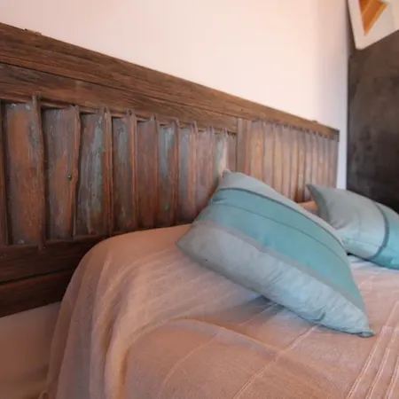 Prázdninový dům A Mandria, Avec Cuisine 30m2, Patio, Vue Montagnes Et Citadelle, 5 Minutes A Pied Du Centre Et Des Rivieres *
