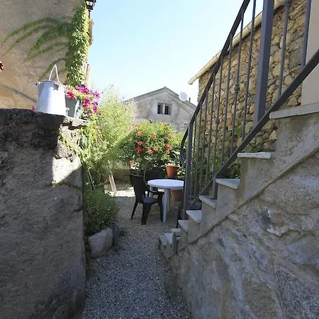 Дом отдыха A Mandria, Avec Cuisine 30m2, Patio, Vue Montagnes Et Citadelle, 5 Minutes A Pied Du Centre Et Des Rivieres