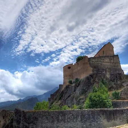 別荘 A Mandria, Avec Cuisine 30m2, Patio, Vue Montagnes Et Citadelle, 5 Minutes A Pied Du Centre Et Des Rivieres コルテ