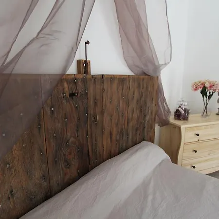 Holiday home Mandria Mountain View Apartments: Centrally Located Patio Corte (Corsica)