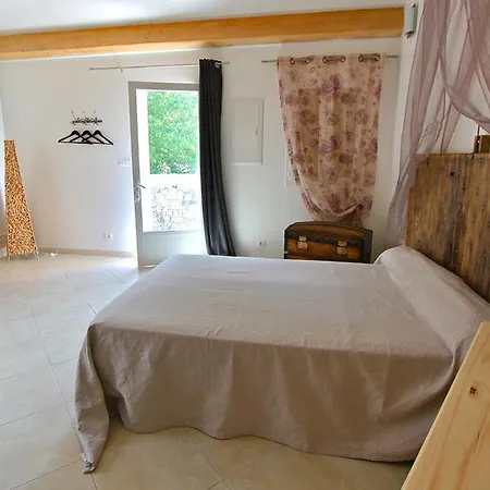 Holiday home Mandria Mountain View Apartments: Centrally Located Patio Corte (Corsica)
