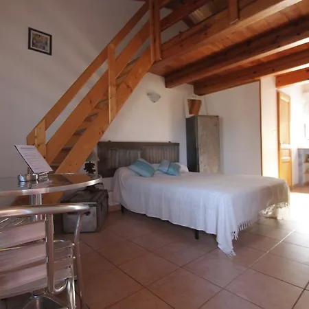 Holiday home Mandria Mountain View Apartments: Centrally Located Patio Corte (Corsica)