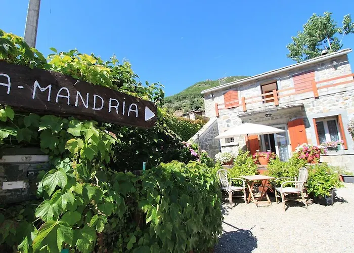 A Mandria, Avec Cuisine 30m2, Patio, Vue Montagnes Et Citadelle, 5 Minutes A Pied Du Centre Et Des Rivieres