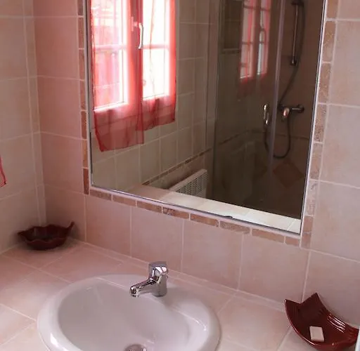 Σπίτι διακοπών A Mandria, Avec Cuisine 30m2, Patio, Vue Montagnes Et Citadelle, 5 Minutes A Pied Du Centre Et Des Rivieres Corte (Corsica)