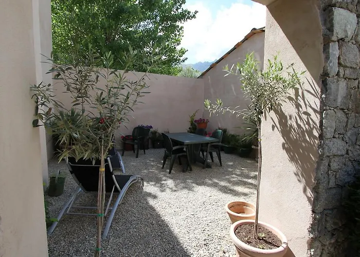 Σπίτι διακοπών A Mandria, Avec Cuisine 30m2, Patio, Vue Montagnes Et Citadelle, 5 Minutes A Pied Du Centre Et Des Rivieres Corte (Corsica)