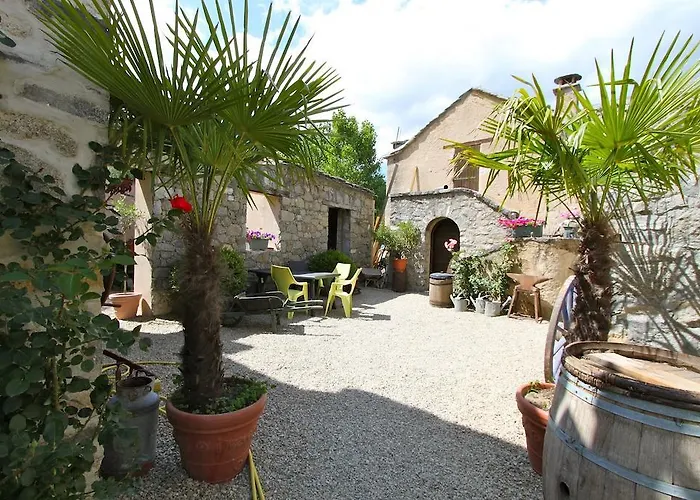 A Mandria, Avec Cuisine 30m2, Patio, Vue Montagnes Et Citadelle, 5 Minutes A Pied Du Centre Et Des Rivieres