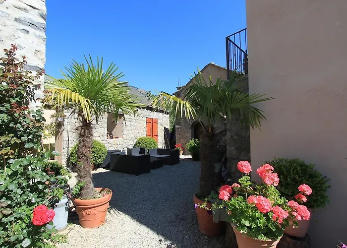 A Mandria, Avec Cuisine 30m2, Patio, Vue Montagnes Et Citadelle, 5 Minutes A Pied Du Centre Et Des Rivieres