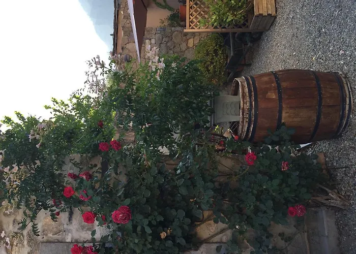 A Mandria, Avec Cuisine 30m2, Patio, Vue Montagnes Et Citadelle, 5 Minutes A Pied Du Centre Et Des Rivieres