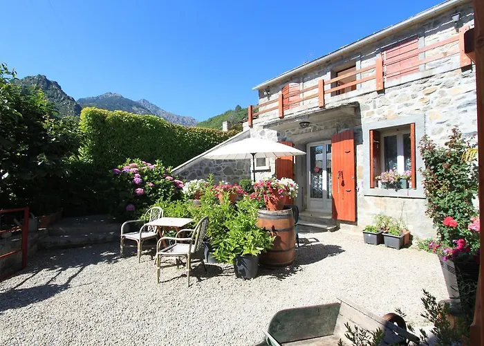 Σπίτι διακοπών A Mandria, Avec Cuisine 30m2, Patio, Vue Montagnes Et Citadelle, 5 Minutes A Pied Du Centre Et Des Rivieres *